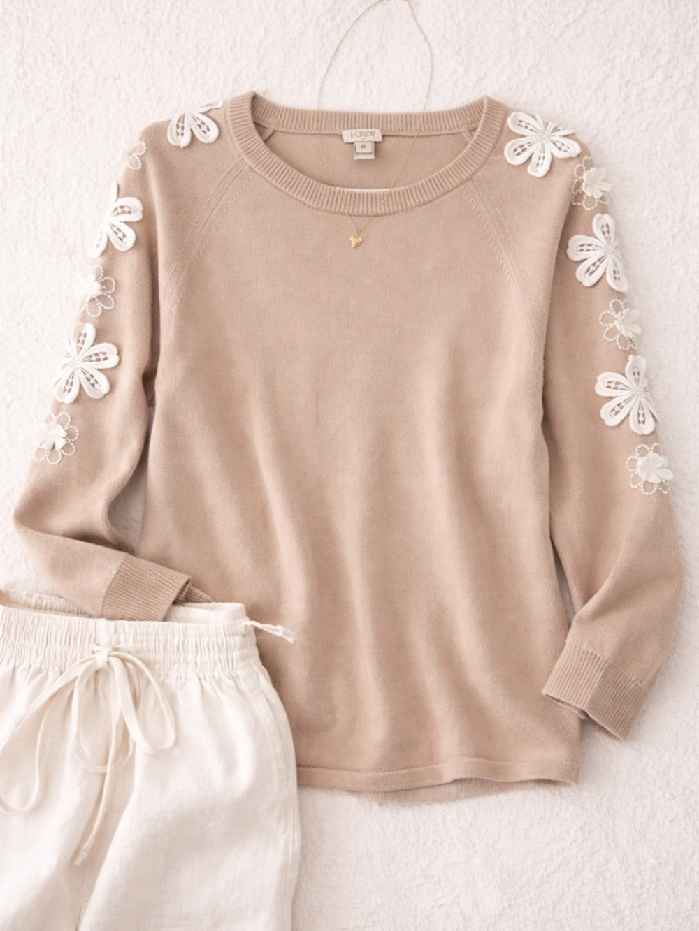J.Crew Beige Floral Appliqué Sweater Feminine Cottagecore Knit Top M